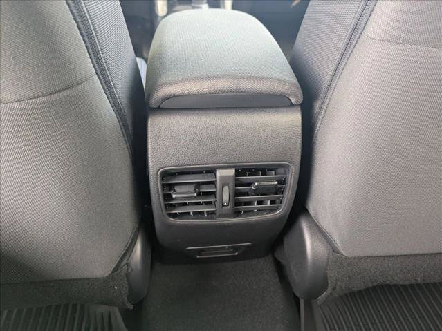 Used 2025 Toyota Corolla Cross AWD Hybrid image 16
