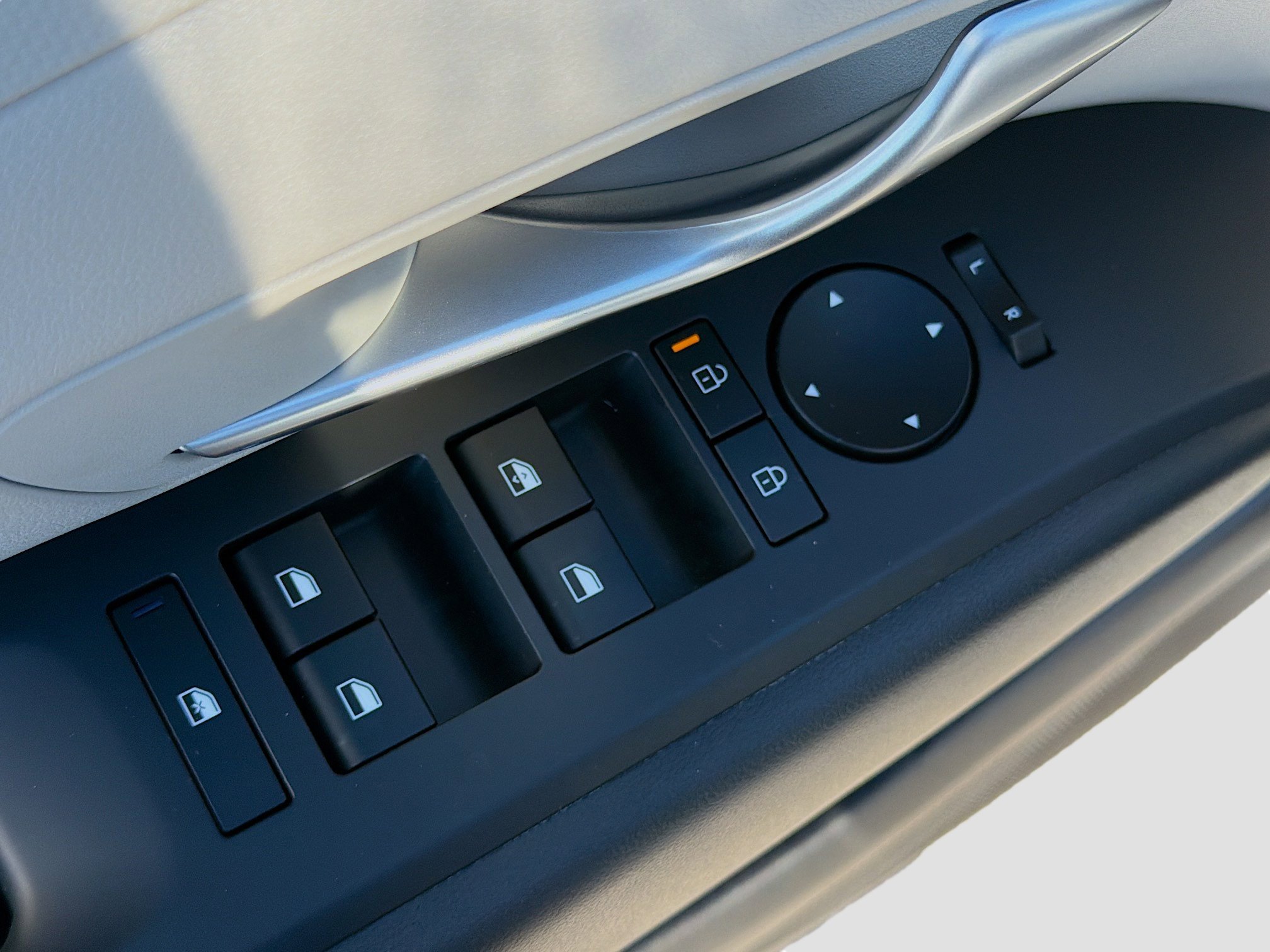 Used 2025 Hyundai Tucson SE image 21