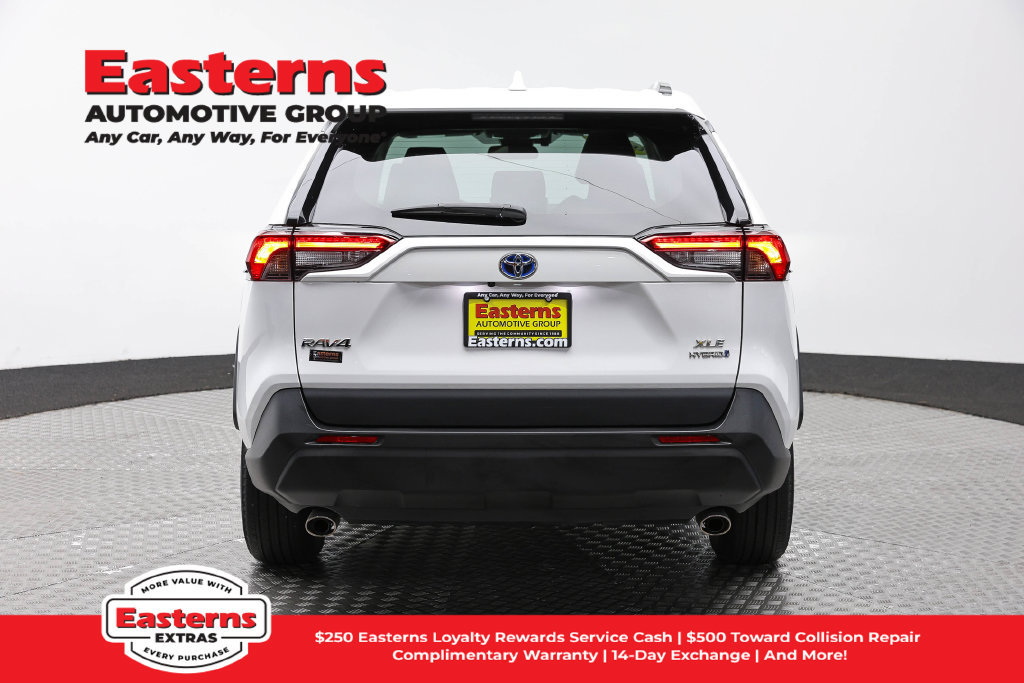 Used 2024 Toyota RAV4 XLE w/ Convenience Package AWD/4WD image 7