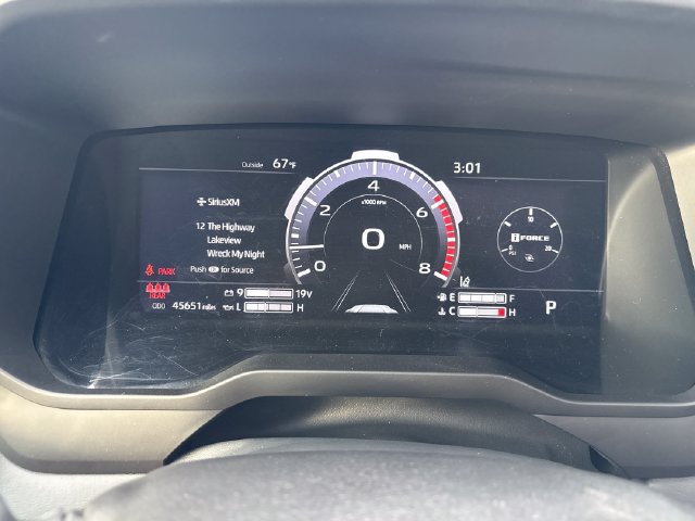 Used 2023 Toyota Tundra Platinum AWD/4WD image 13