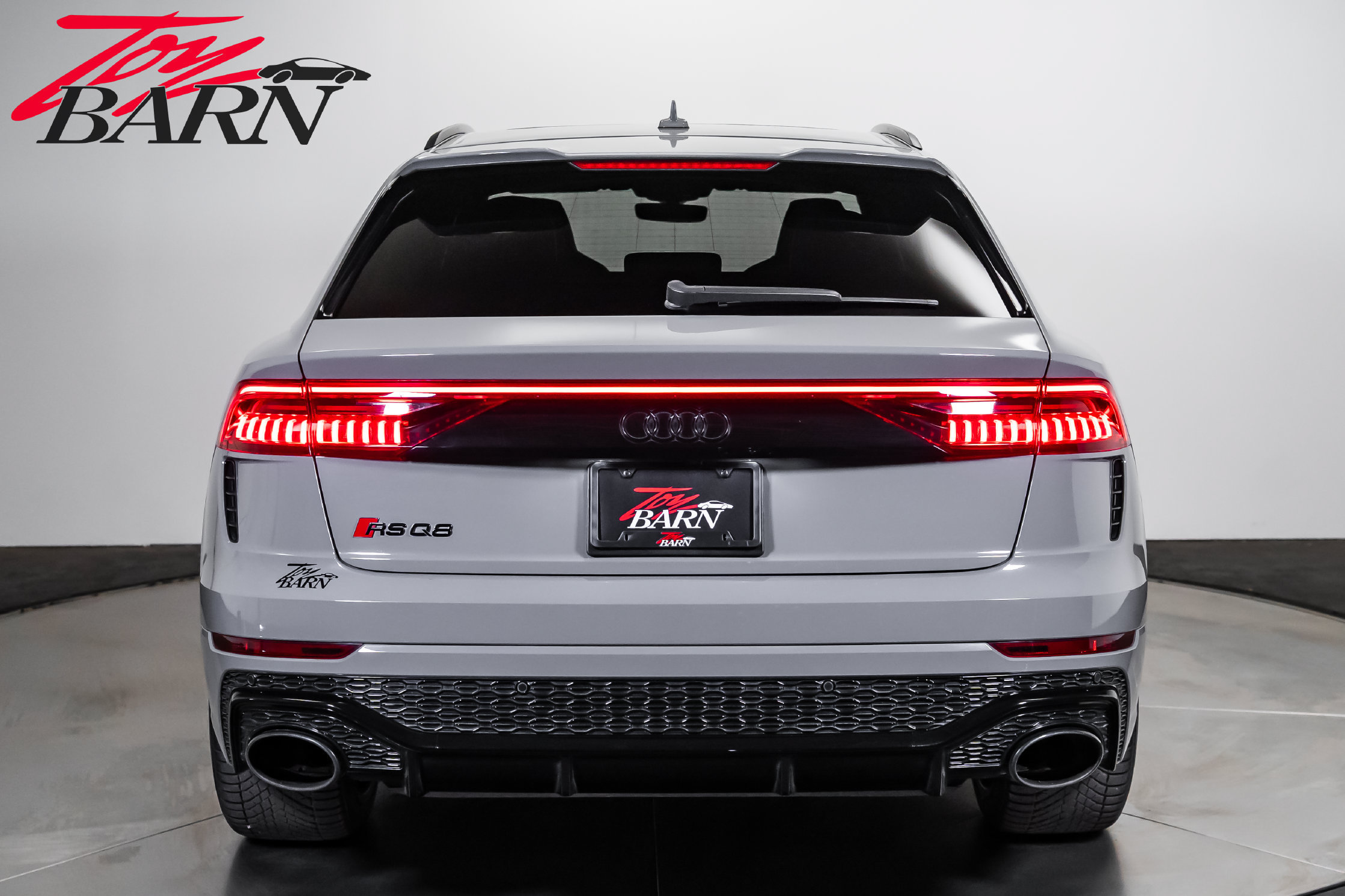 Used 2024 Audi RS Q8 AWD/4WD image 4