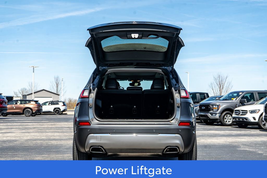 Used 2021 Jeep Cherokee Limited image 10