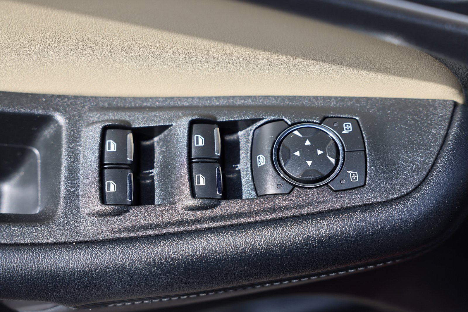 Used 2022 Ford Edge SEL w/ Convenience Package image 20