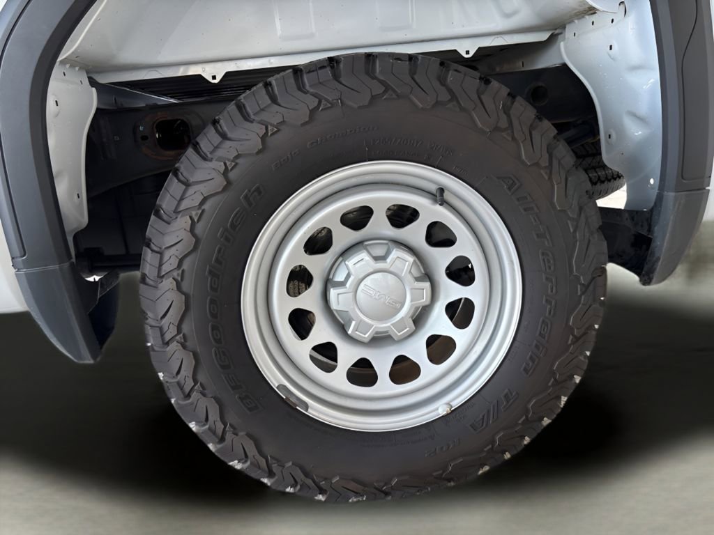 Used 2024 GMC Sierra 1500 Pro w/ Fleet Convenience Package image 32