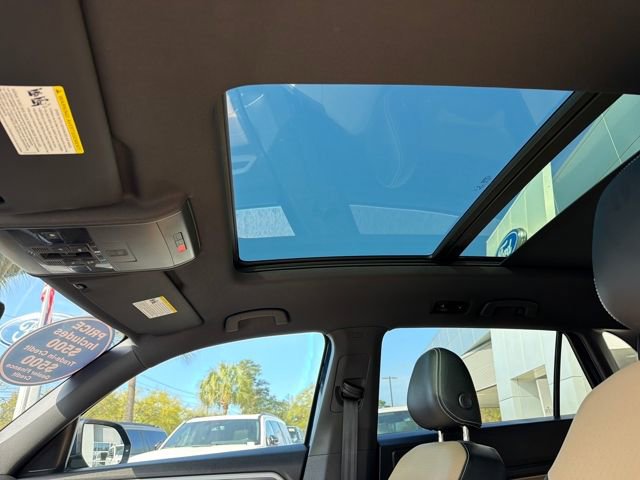 Used 2022 Volkswagen Atlas Cross Sport SE image 23