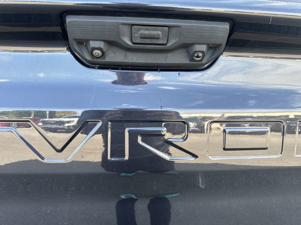 Used 2023 Chevrolet Silverado 1500 LTZ RWD image 32