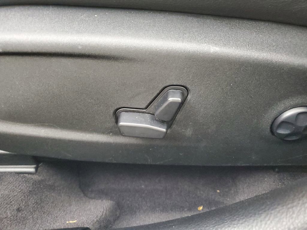 Used 2018 Dodge Charger R/T Scat Pack image 15