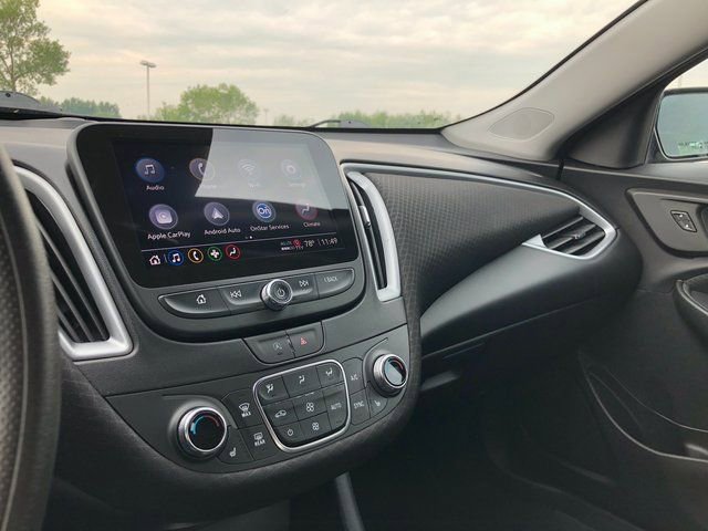 Used 2023 Chevrolet Malibu LT image 10