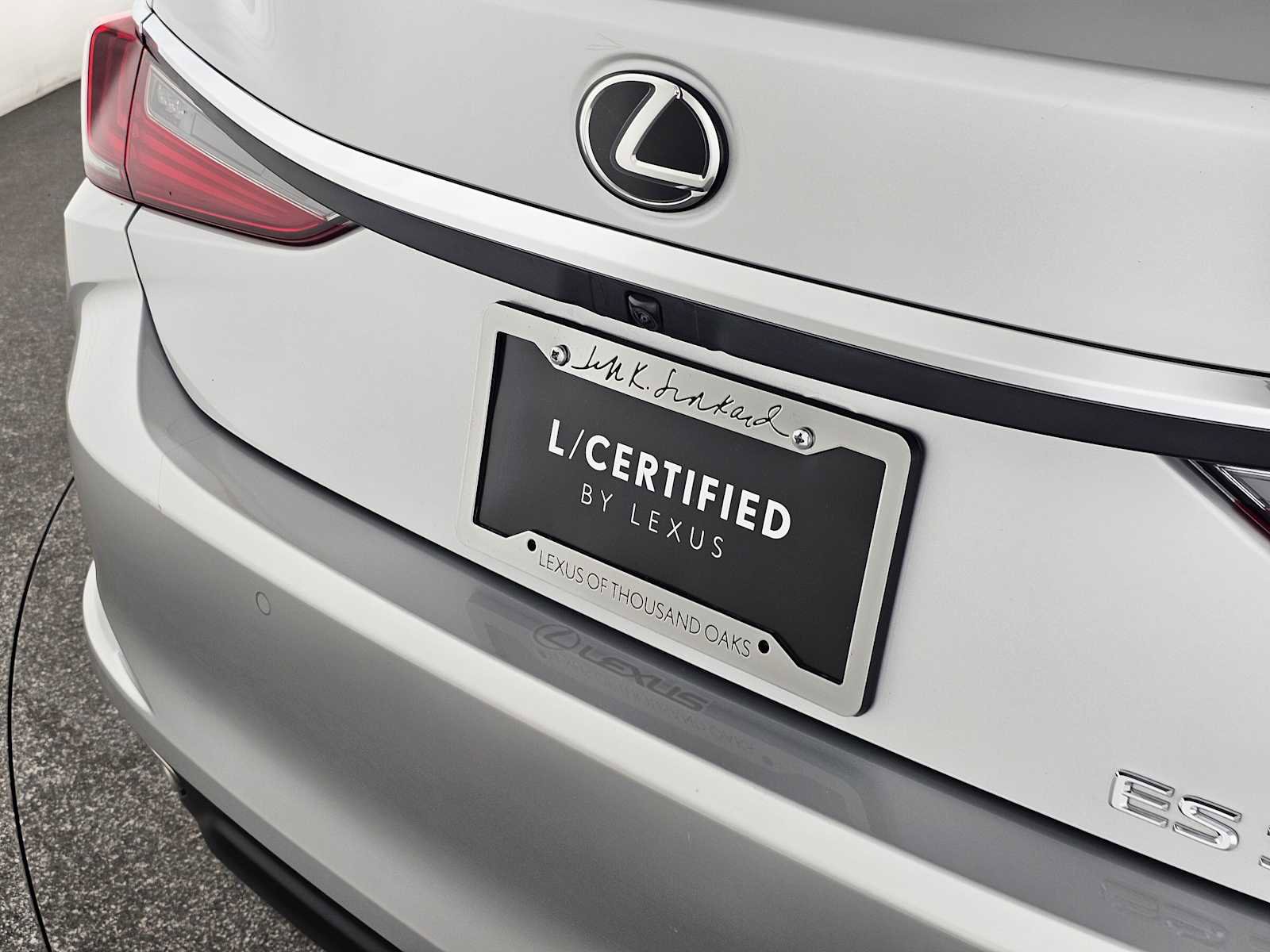 Certified 2020 Lexus ES 350 w/ Premium Package image 13