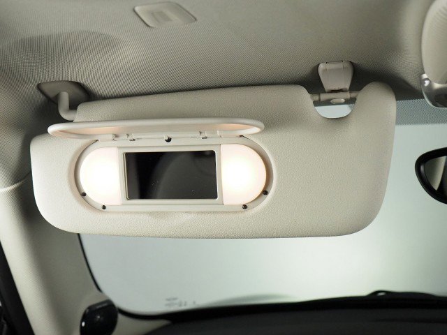 Used 2024 MINI Cooper SE image 51