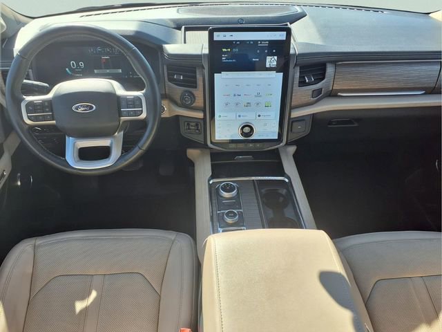 Used 2023 Ford Expedition Limited AWD/4WD image 16