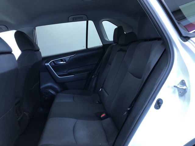 Used 2025 Toyota RAV4 XLE AWD/4WD image 21
