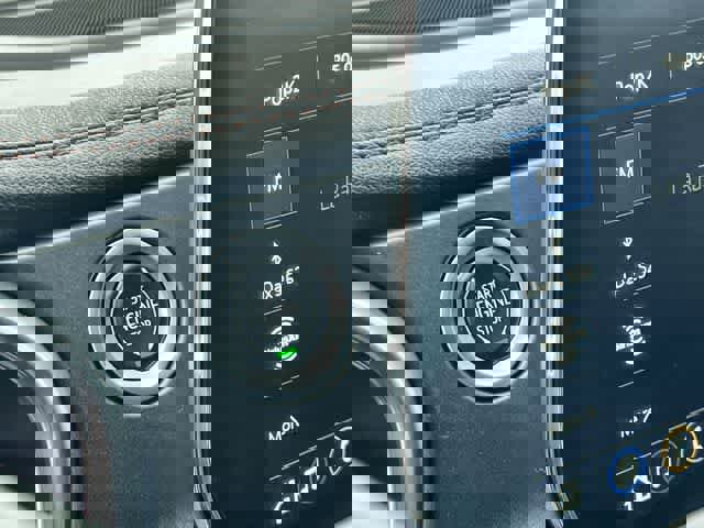 Used 2023 Chevrolet Blazer Premier w/ Enhanced Convenience Package image 28