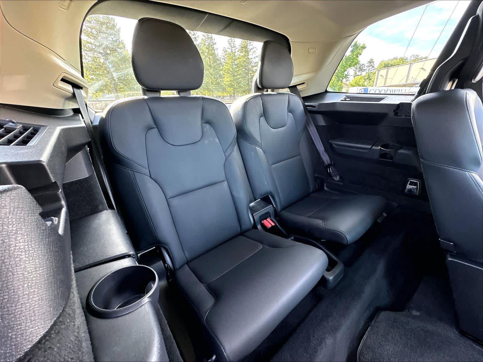 Used 2023 Volvo XC90 T8 Plus w/ Protection Package AWD/4WD image 31
