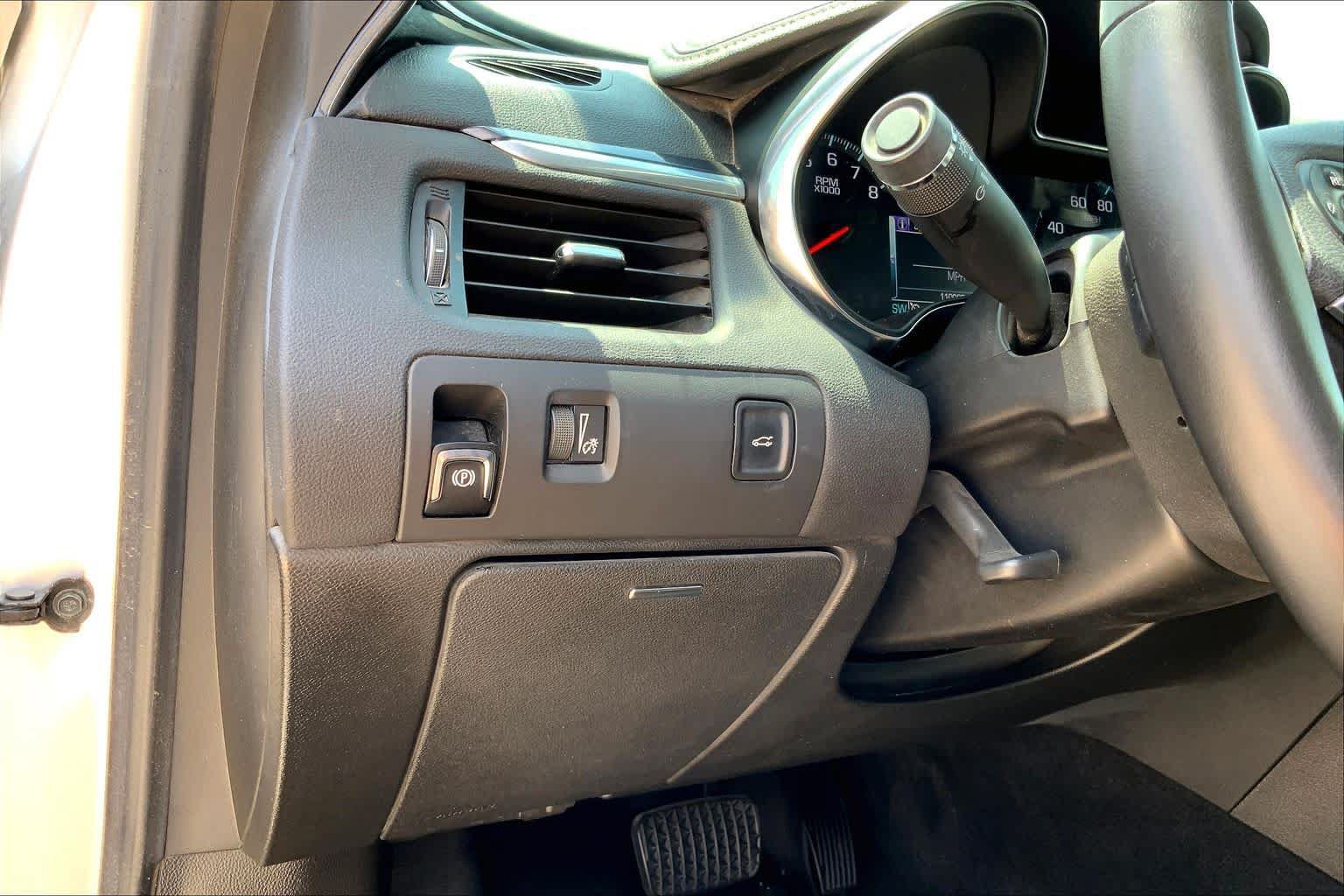 Used 2020 Chevrolet Impala LT FWD image 36