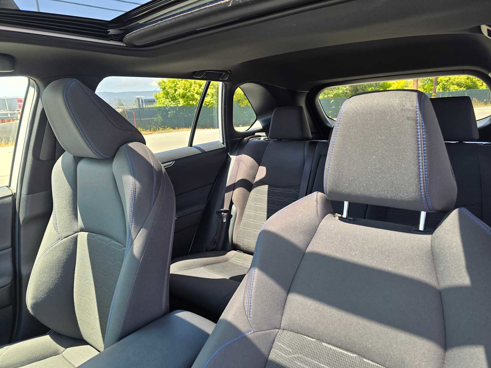 Used 2023 Toyota RAV4 SE w/ Convenience Package AWD/4WD image 24