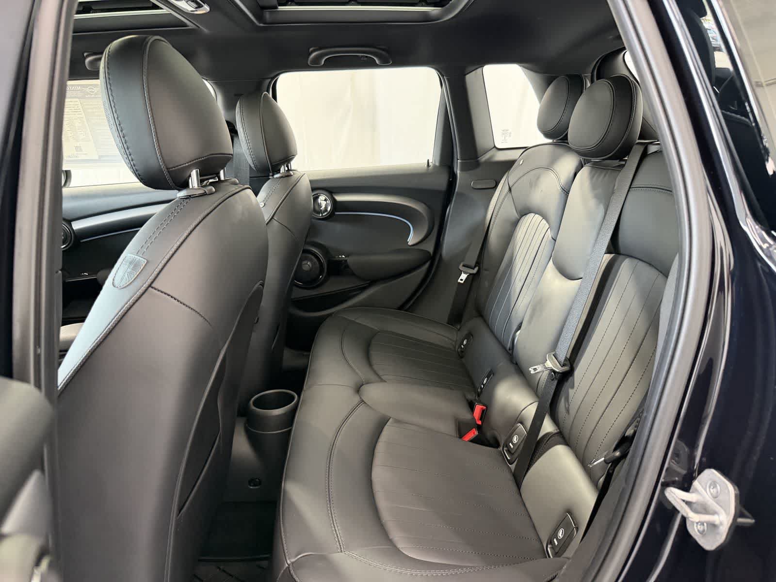 Used 2023 MINI Cooper S FWD image 11