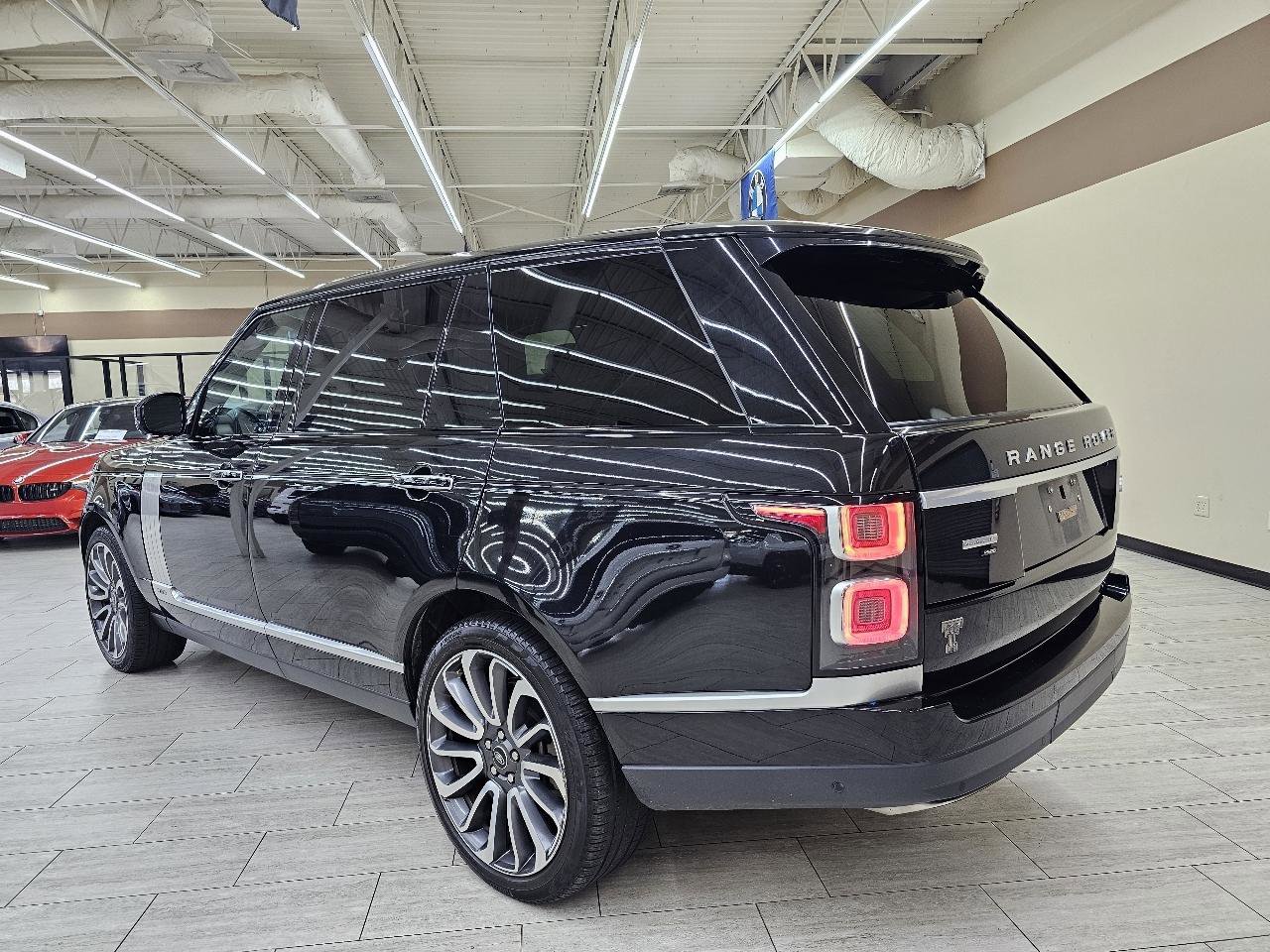 Used 2021 Land Rover Range Rover Long Wheelbase Autobiography image 8