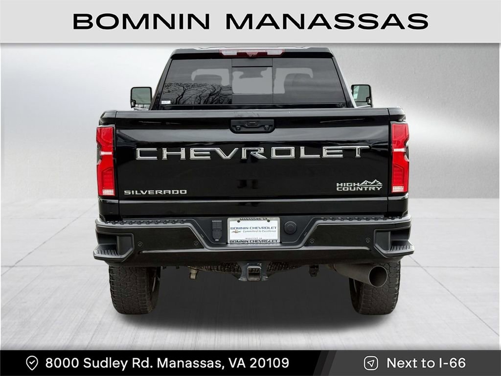 Used 2024 Chevrolet Silverado 3500 High Country w/ High Country Premium Package image 5