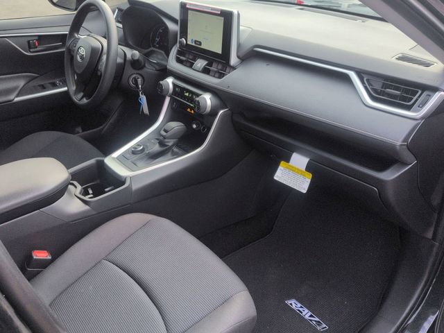 Certified 2025 Toyota RAV4 LE image 26
