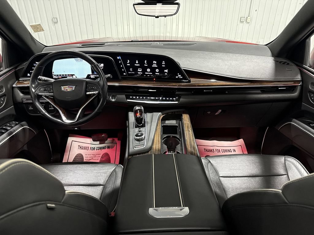 Used 2021 Cadillac Escalade ESV Premium Luxury w/ Performance Package RWD image 21