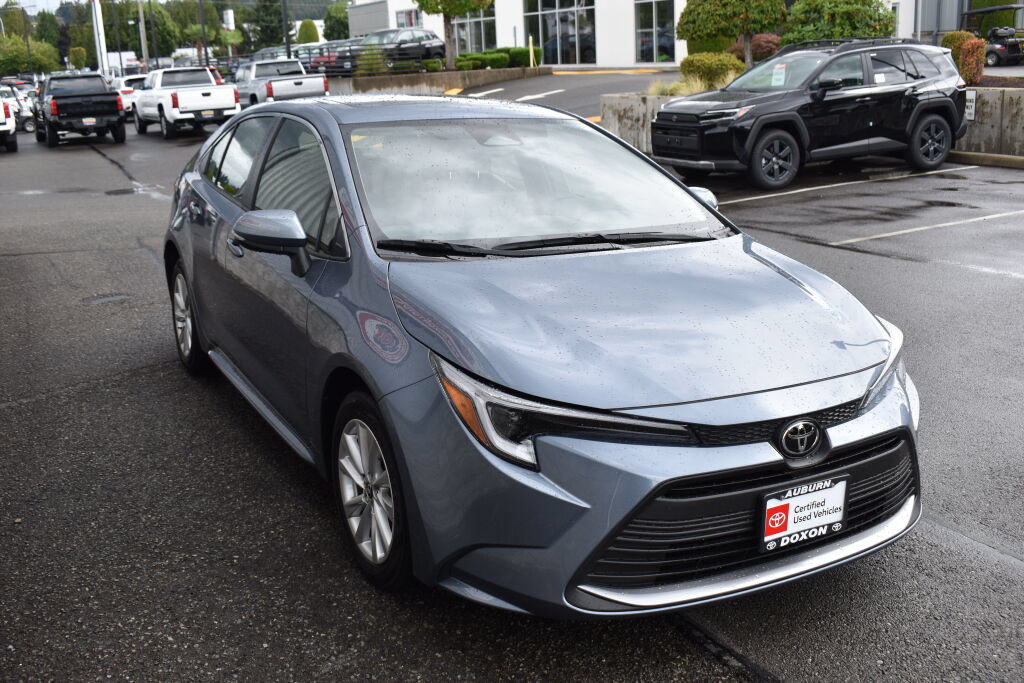 Certified 2026 Toyota Corolla XLE FWD image 3