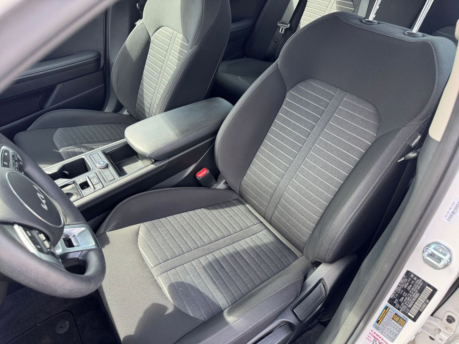 Used 2025 Kia K5 LXS image 33