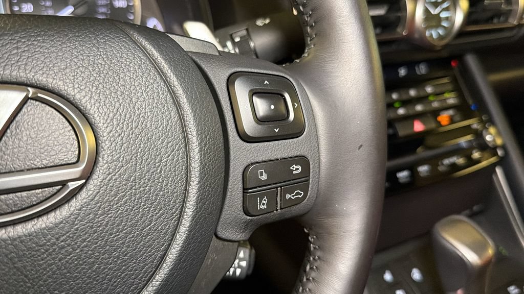 Used 2022 Lexus IS 300 AWD w/ Premium Package image 23
