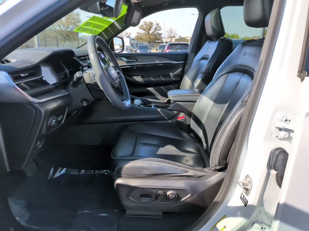 Used 2023 Jeep Grand Cherokee L Overland w/ MOPAR Finishing Package AWD/4WD image 23