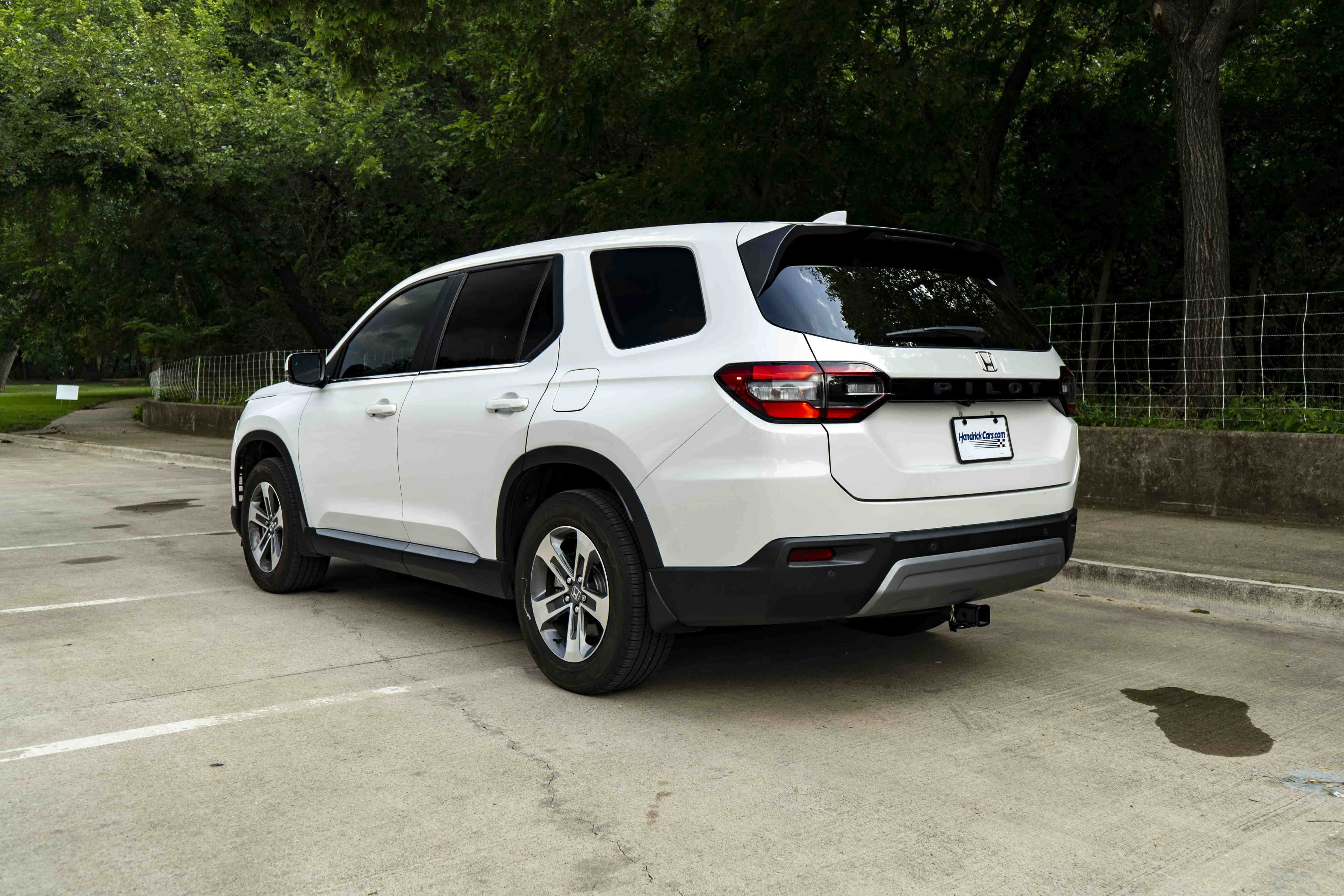 Used 2025 Honda Pilot EX-L image 7