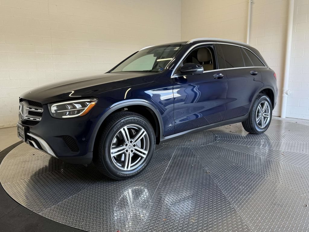 Used 2021 Mercedes-Benz GLC 300 4MATIC image 1
