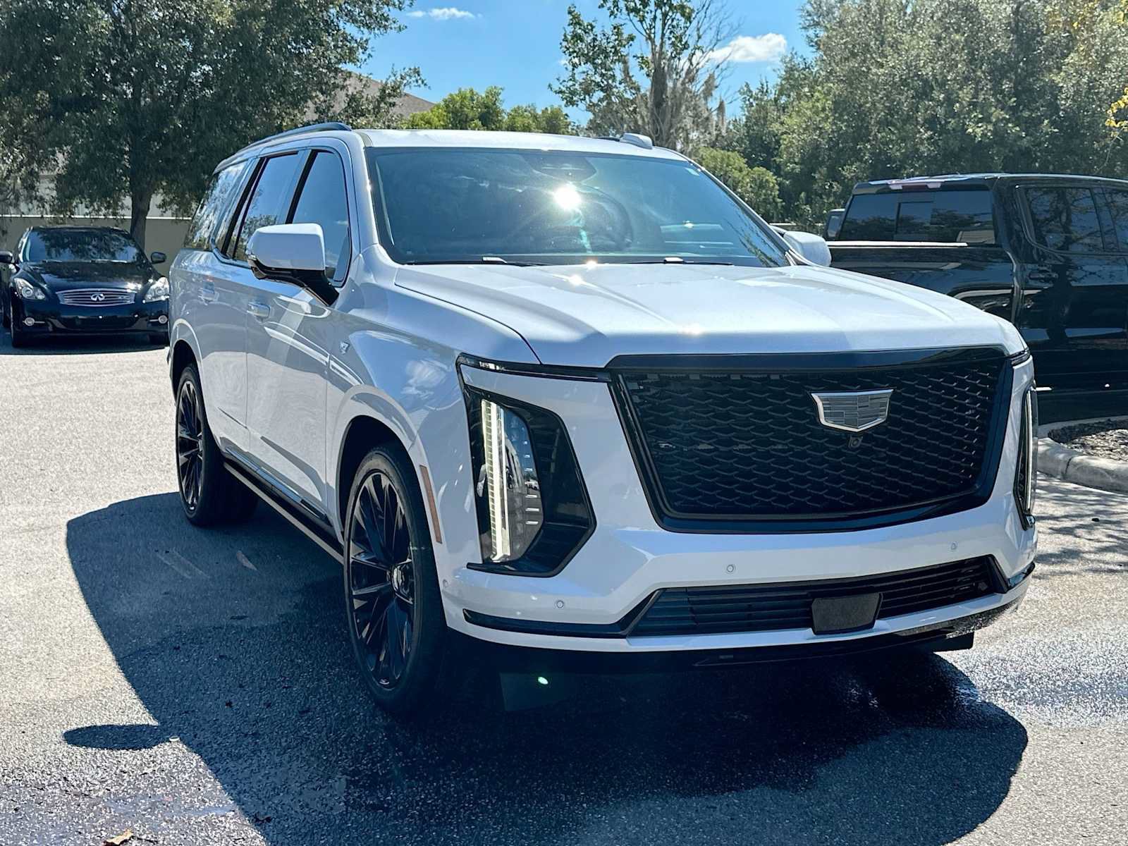 Certified 2026 Cadillac Escalade Platinum Sport AWD/4WD image 7