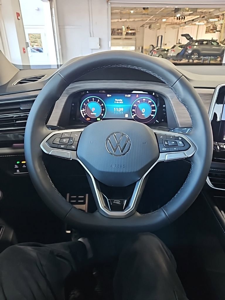 New 2026 Volkswagen Atlas SEL Premium R-Line image 38