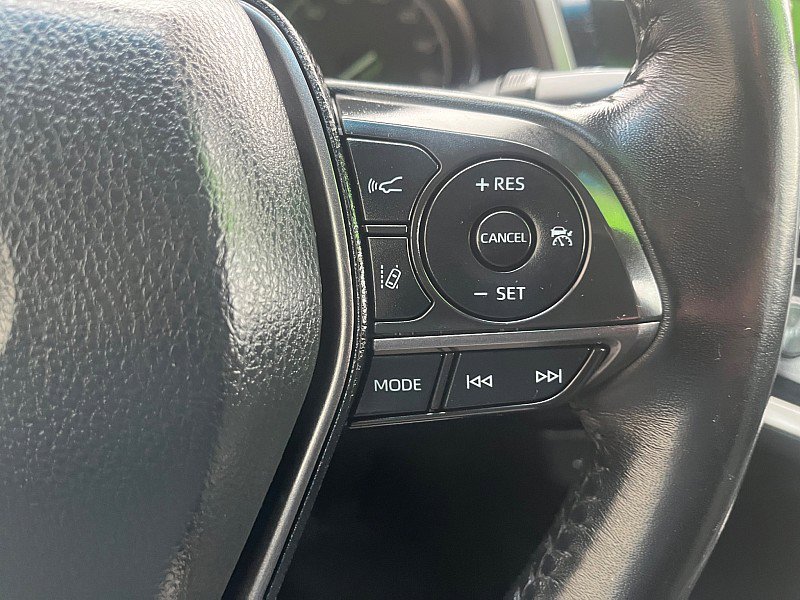 Used 2021 Toyota Camry SE image 38