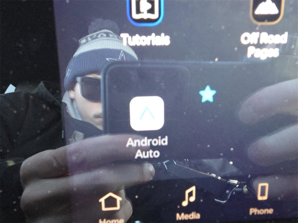 Used 2024 Jeep Wagoneer L Series II w/ Flexible Seating Group image 4