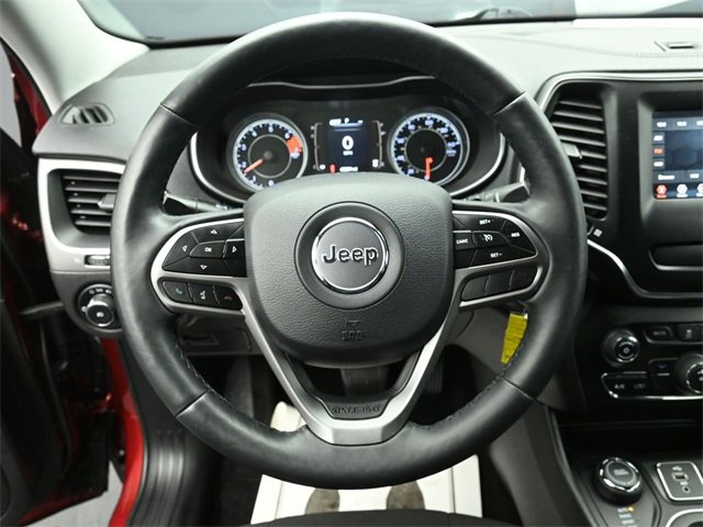 Used 2019 Jeep Cherokee Latitude w/ Cold Weather Group image 15