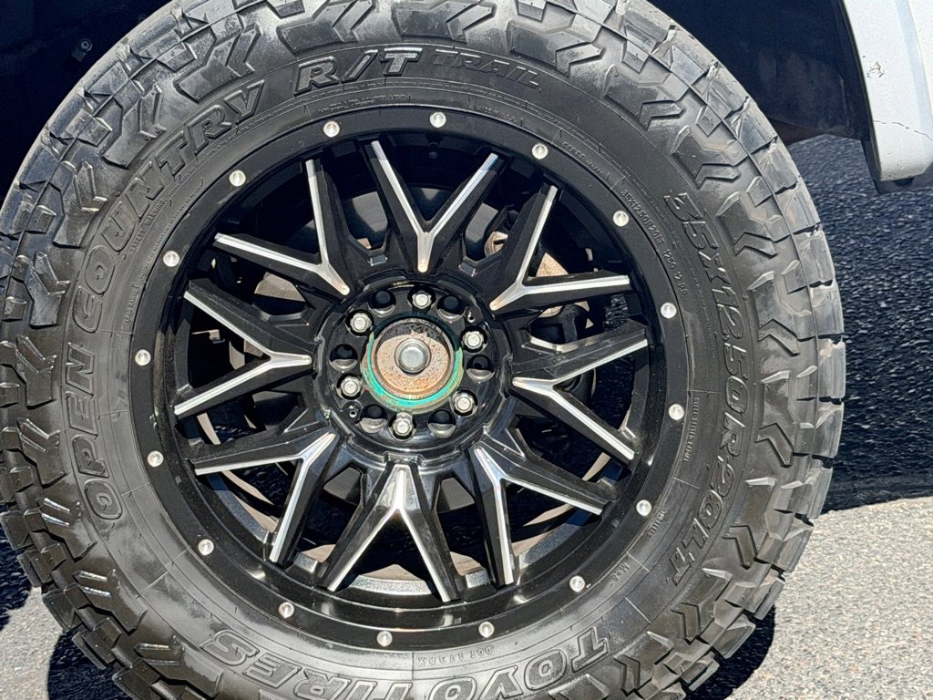 Used 2016 Ford F150 Platinum w/ Equipment Group 701A Luxury image 46