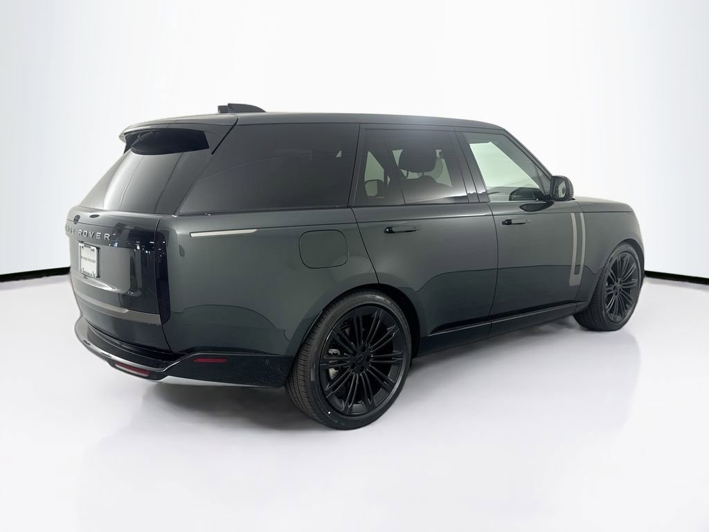 New 2026 Land Rover Range Rover SE image 5