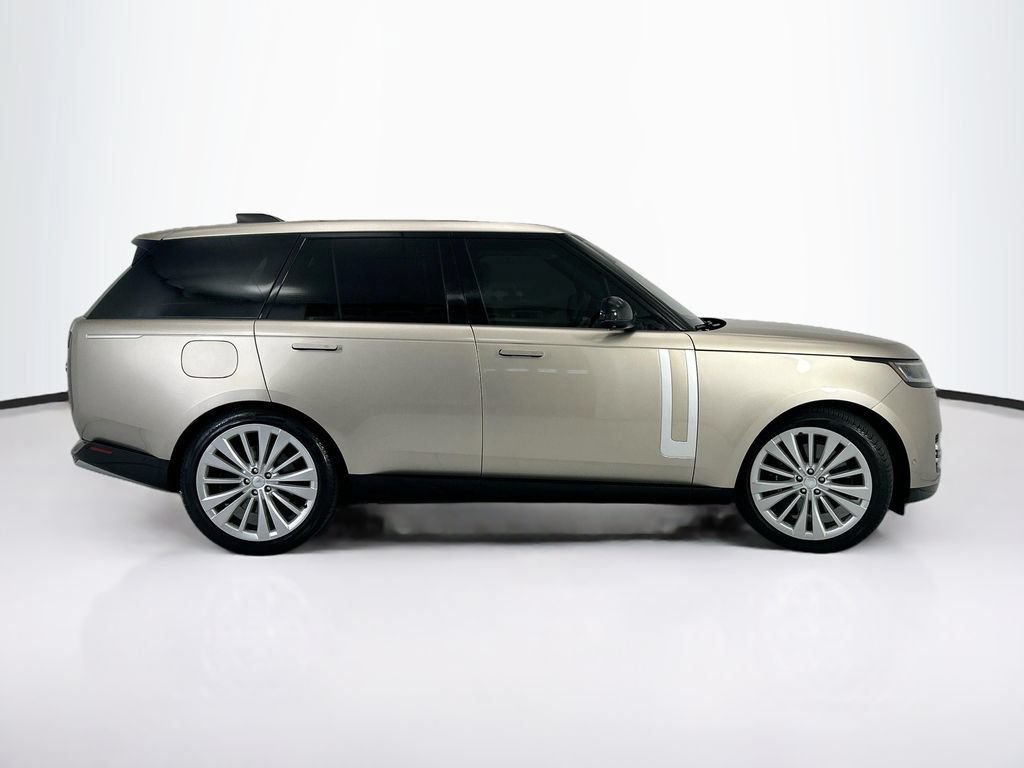 Certified 2023 Land Rover Range Rover First Edition AWD/4WD image 4