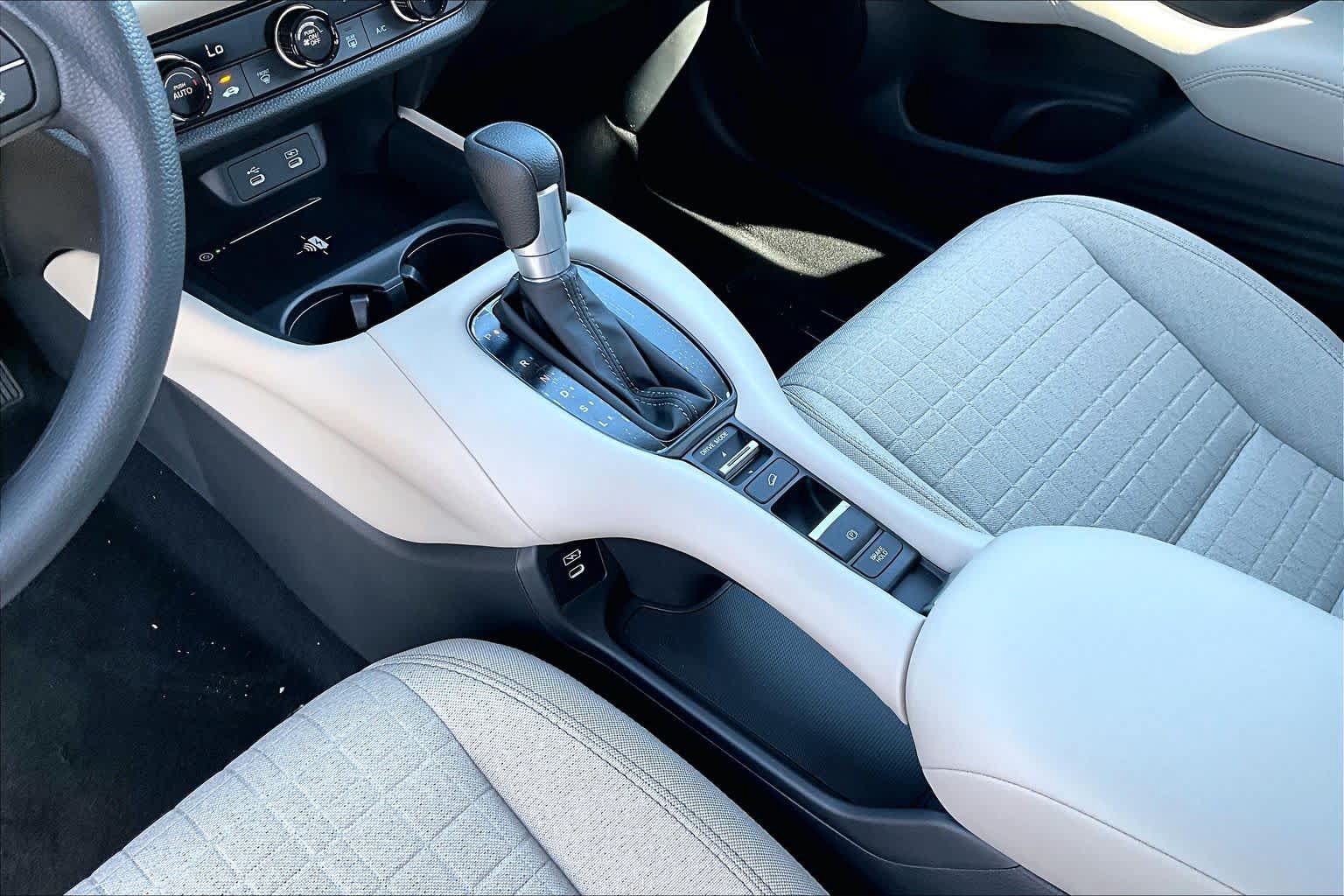 New 2027 Honda HR-V LX image 7