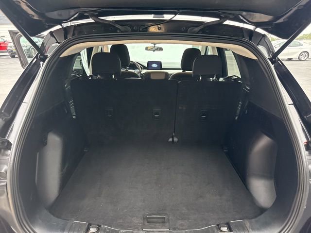 Used 2022 Ford Escape SE w/ Cold Weather Package image 14