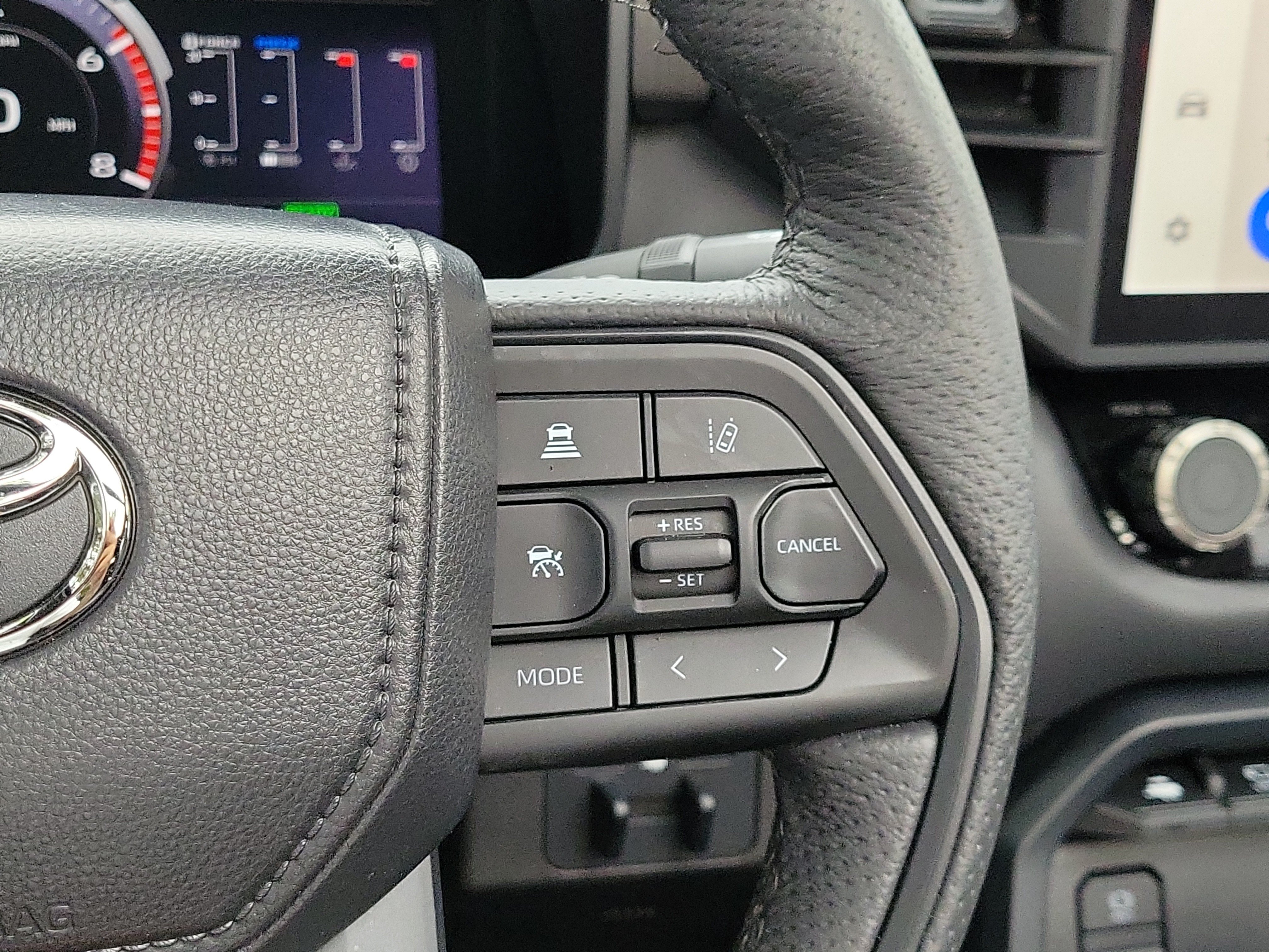 Used 2025 Toyota Tundra TRD Pro AWD/4WD image 21