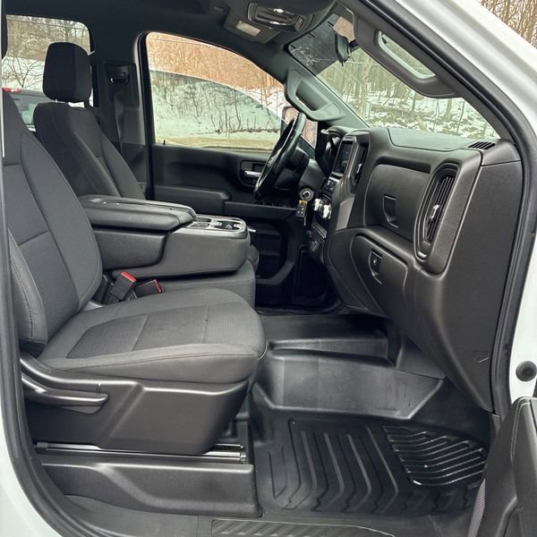 Used 2023 GMC Sierra 3500 Pro w/ Convenience Package image 26