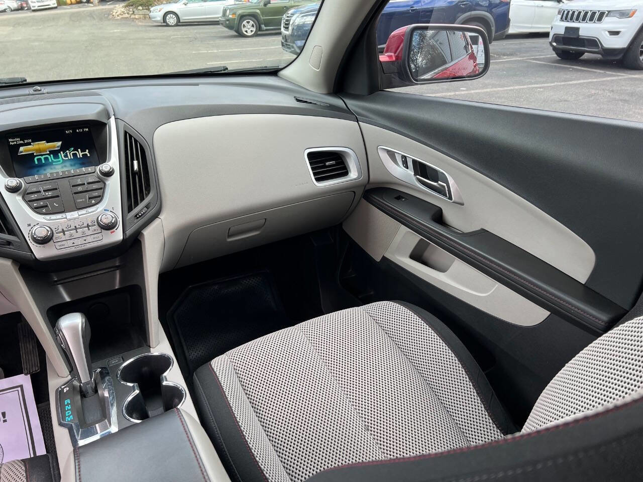 Used 2015 Chevrolet Equinox LT w/ Driver Convenience Package FWD image 19