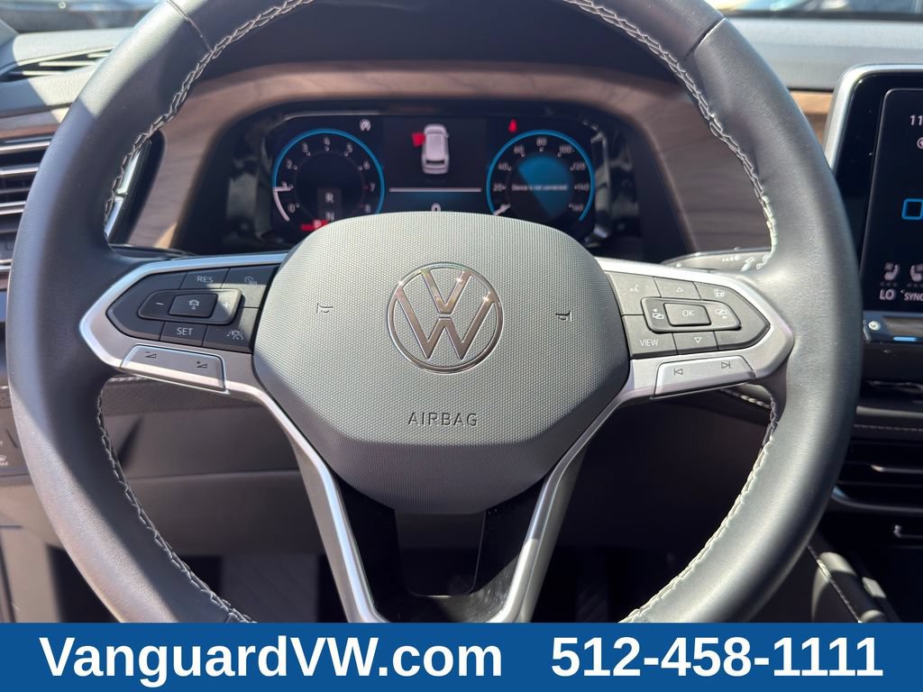 Used 2024 Volkswagen Atlas SE w/ Black Wheel Package FWD image 20