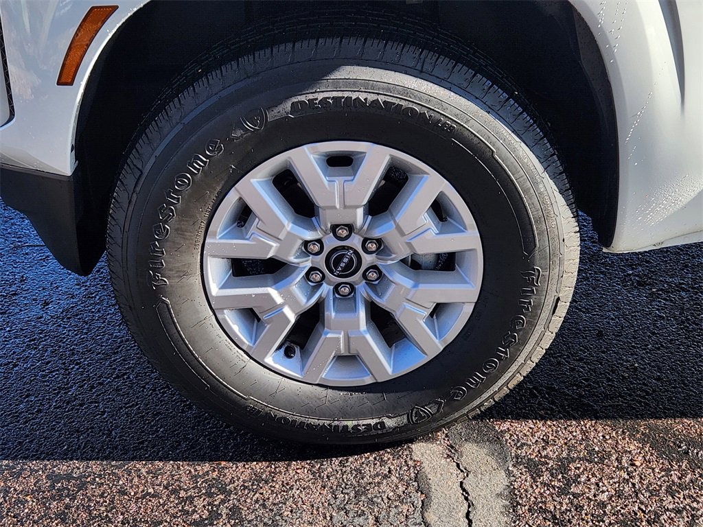 Used 2024 Nissan Frontier SV w/ SV Convenience Package image 22