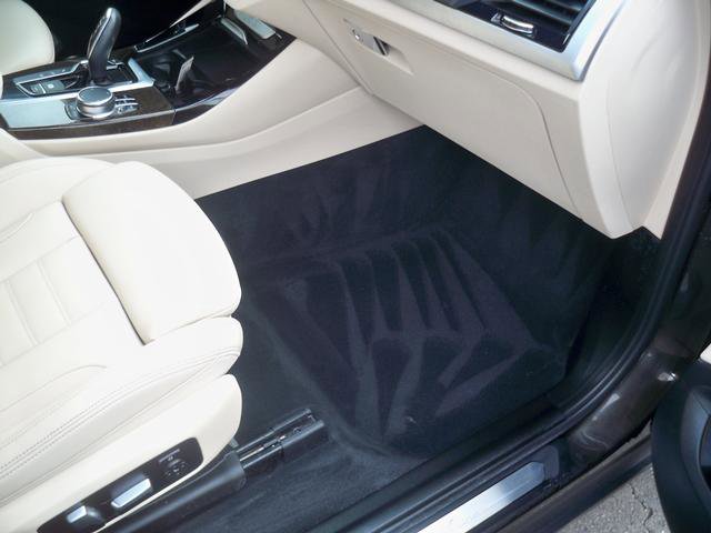 Used 2018 BMW X3 xDrive30i w/ Premium Package image 18