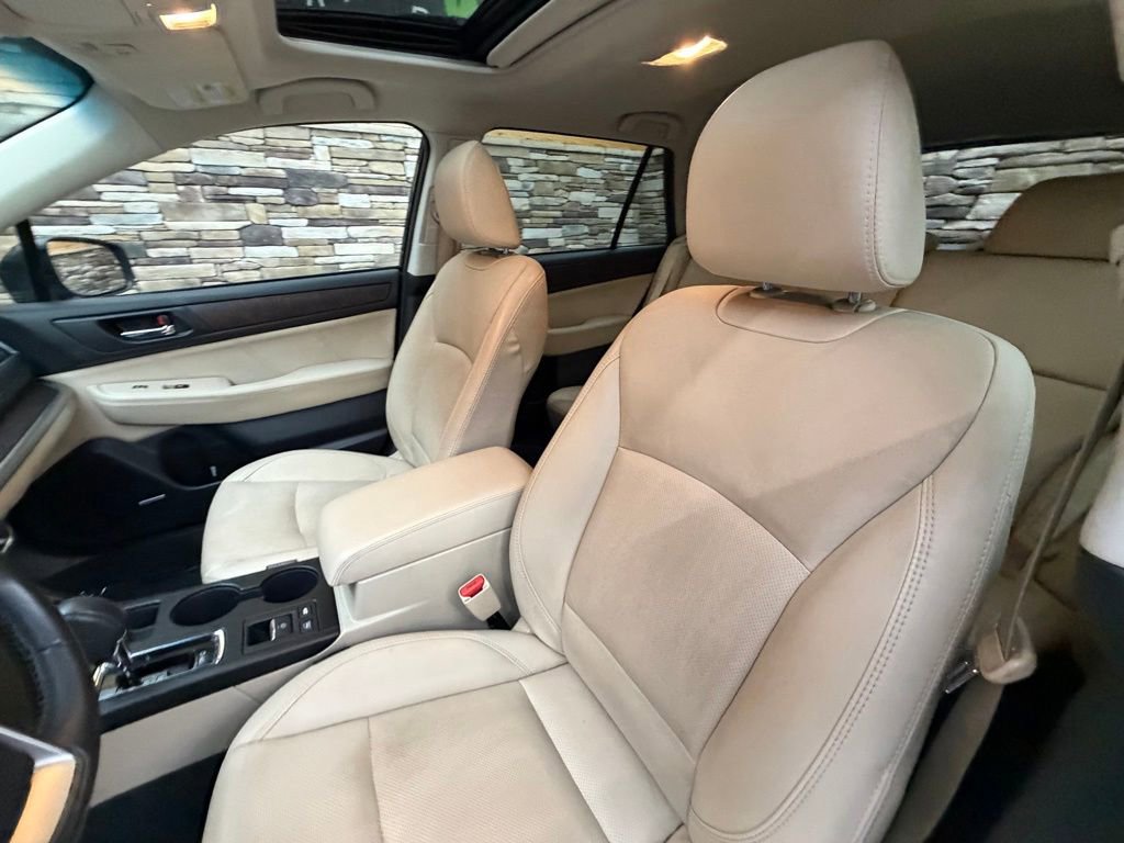 Used 2019 Subaru Outback 2.5i Limited AWD/4WD image 12