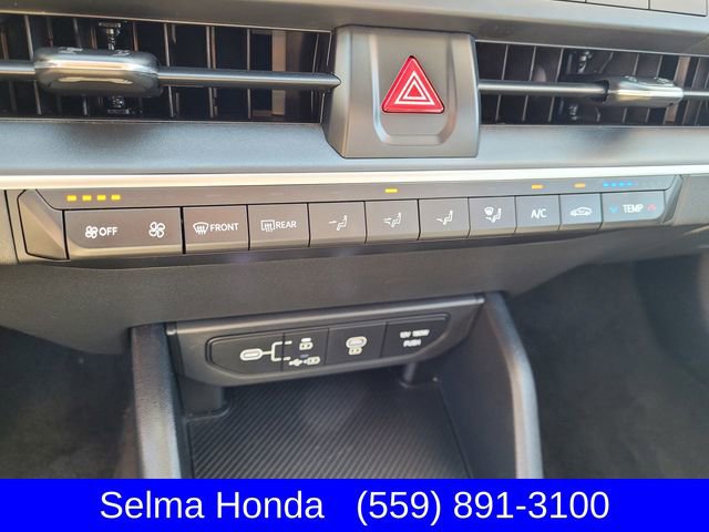 Used 2025 Kia K4 LXS image 19