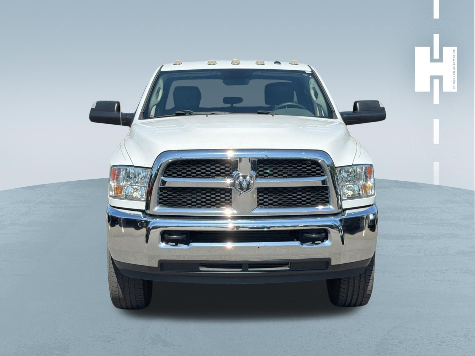 Used 2017 RAM 3500 Tradesman w/ Chrome Appearance Group AWD/4WD image 3